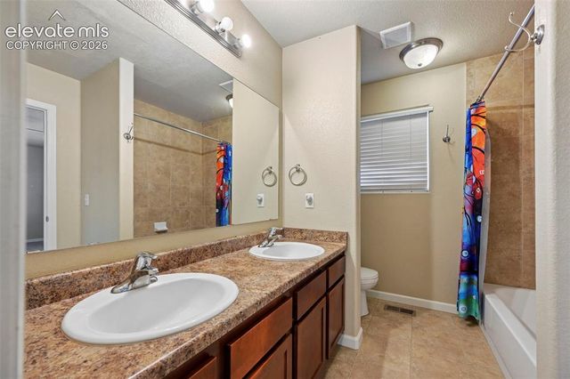 6089 Kingdom View, Colorado Springs, CO 80918