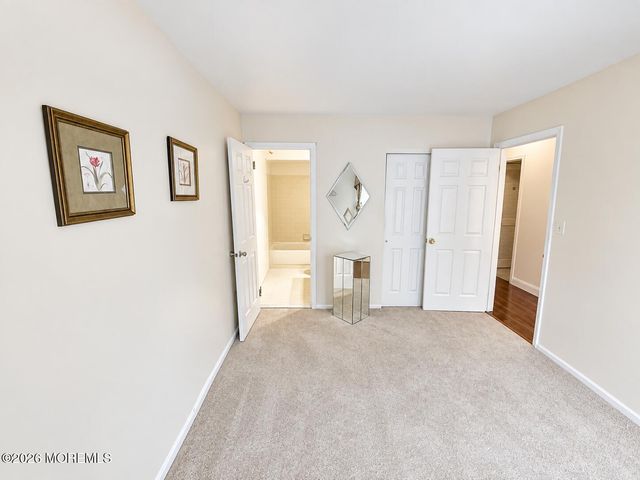 512 Woodbine Lane, Lakewood, NJ 08701