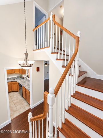 512 Woodbine Lane, Lakewood, NJ 08701