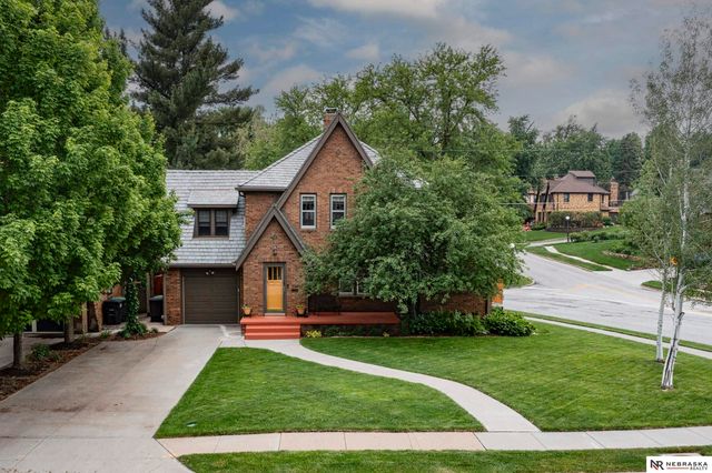 5043 Parker Street, Omaha, NE 68104