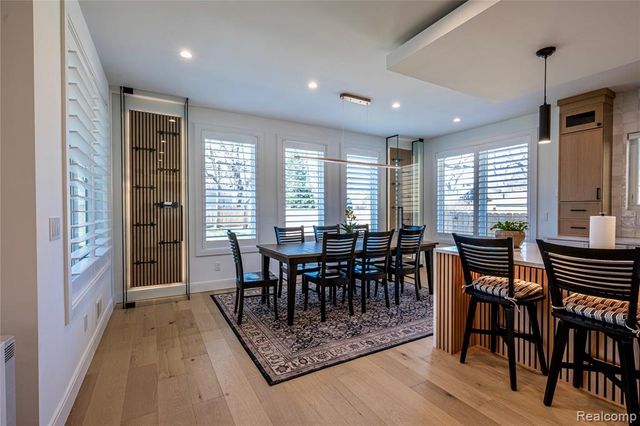 828 Cherokee Avenue, Royal Oak, MI 48067