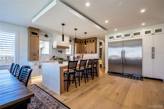 828 Cherokee Avenue, Royal Oak, MI 48067