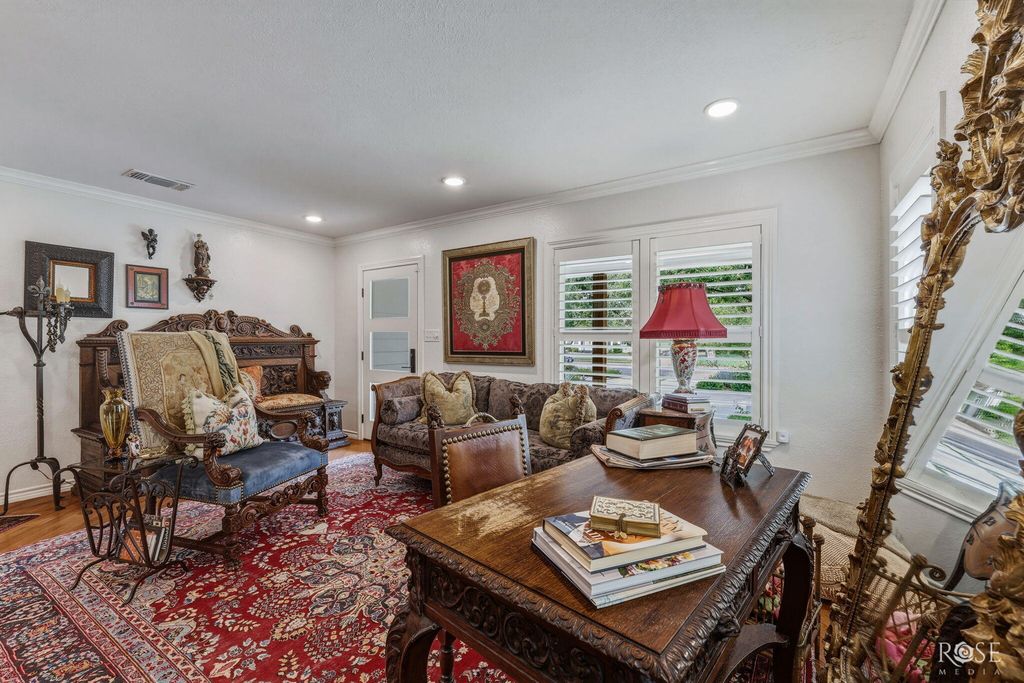 Image 10 of property listing at 1322 Shafter Street, San Angelo, TX 76901