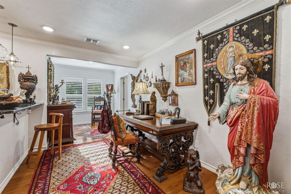 Image 11 of property listing at 1322 Shafter Street, San Angelo, TX 76901