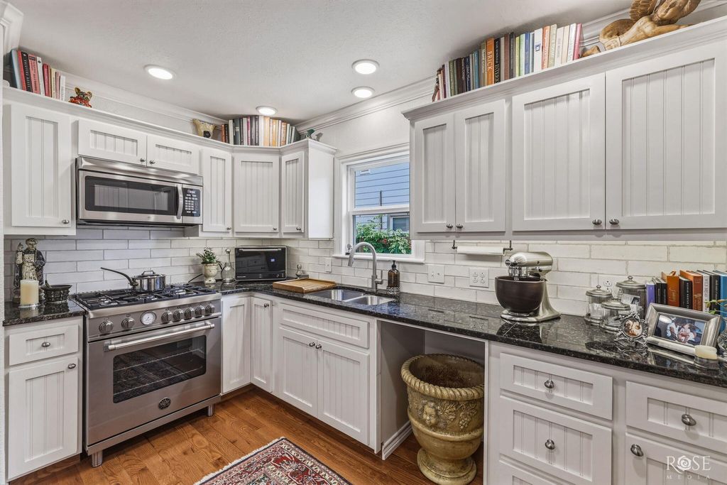 Image 15 of property listing at 1322 Shafter Street, San Angelo, TX 76901