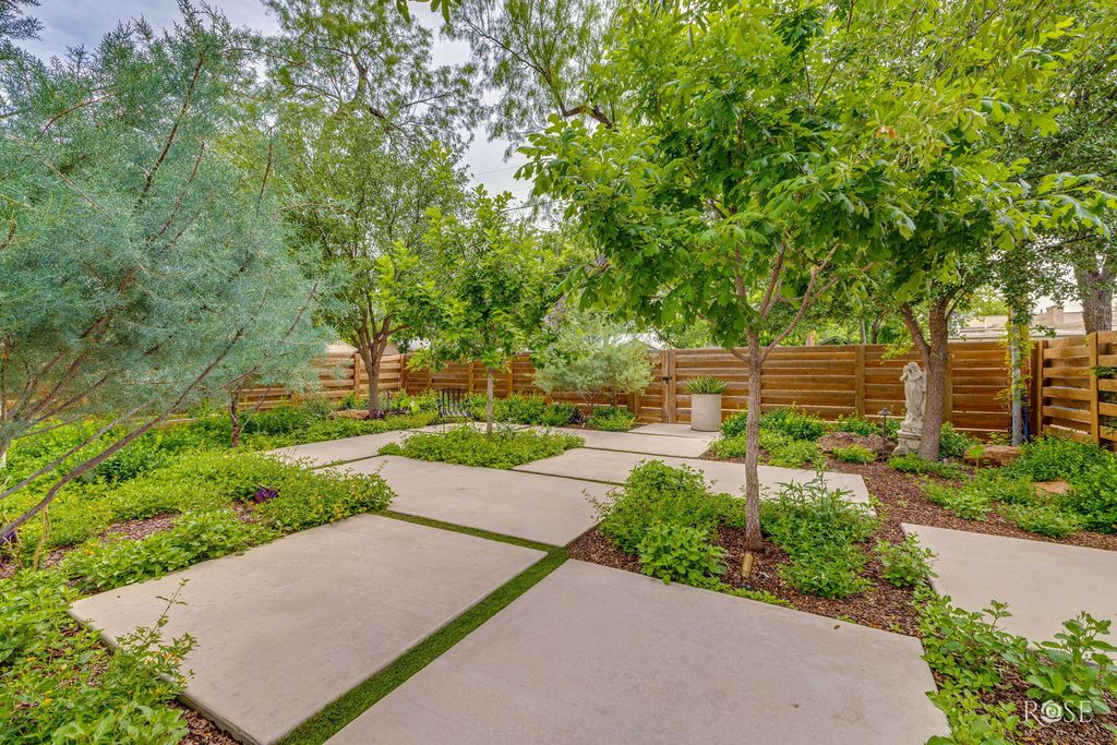 Image 33 of property listing at 1322 Shafter Street, San Angelo, TX 76901