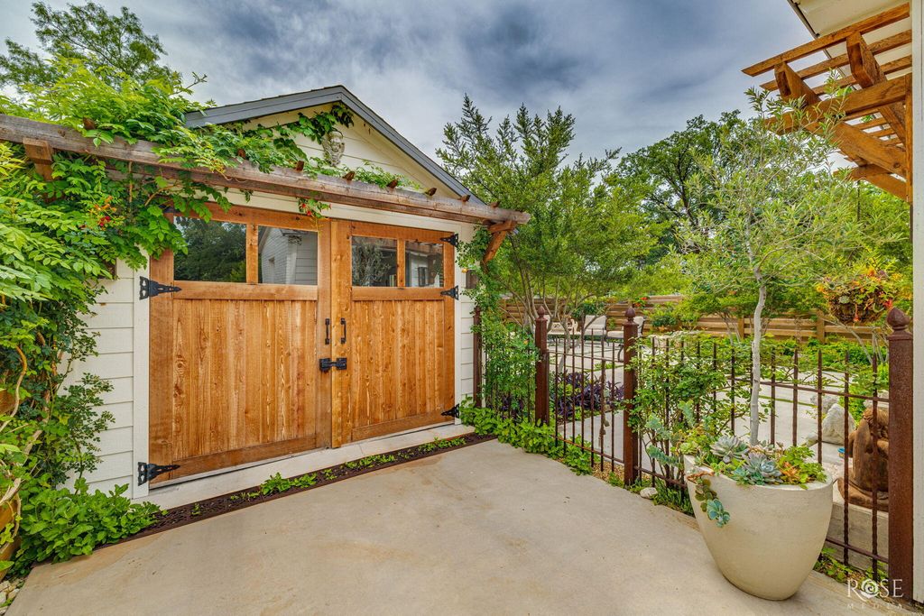 Image 39 of property listing at 1322 Shafter Street, San Angelo, TX 76901
