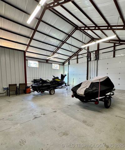 14 S 4289 Road, Porum, OK 74455