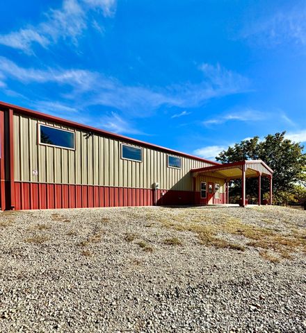 14 S 4289 Road, Porum, OK 74455