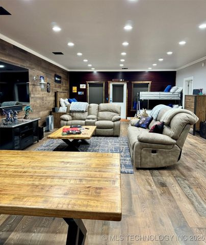 14 S 4289 Road, Porum, OK 74455