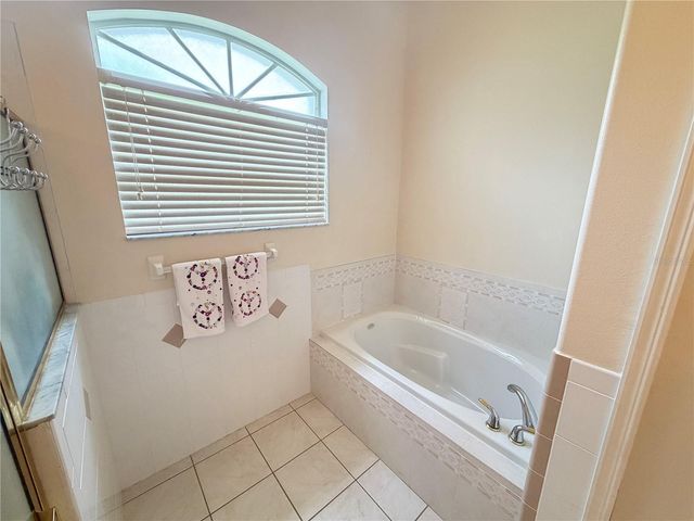 2734 WINDSORGATE LANE, Orlando, FL 32828