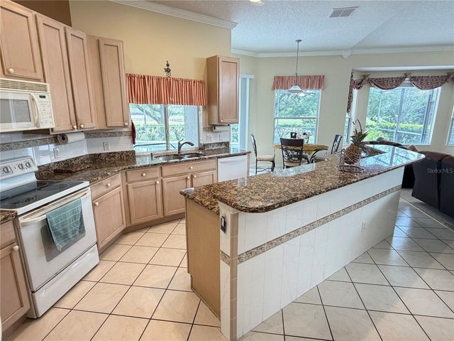 2734 WINDSORGATE LANE, Orlando, FL 32828