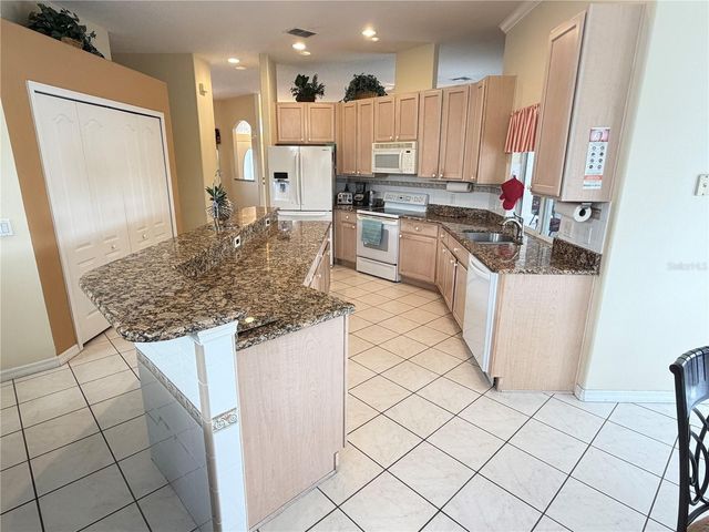 2734 WINDSORGATE LANE, Orlando, FL 32828