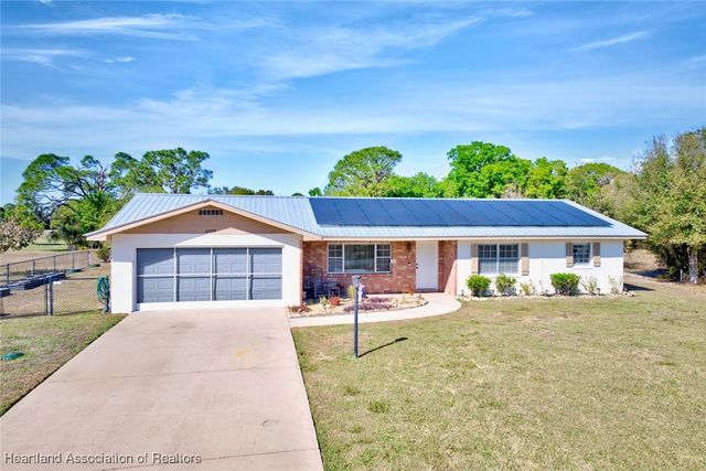 6309 Edgewater Terrace, Sebring, FL 33876