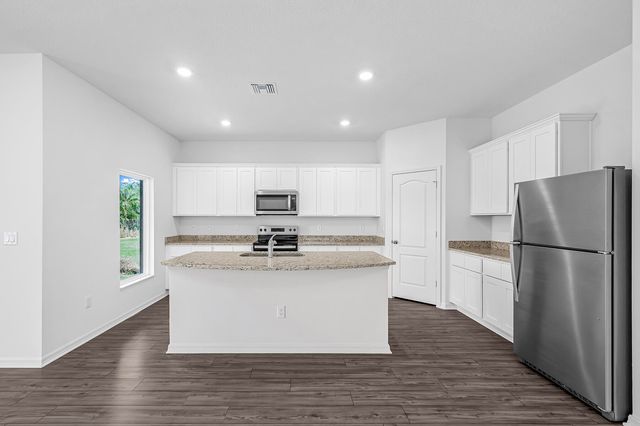 8585 101st Avenue, Vero Beach, FL 32967