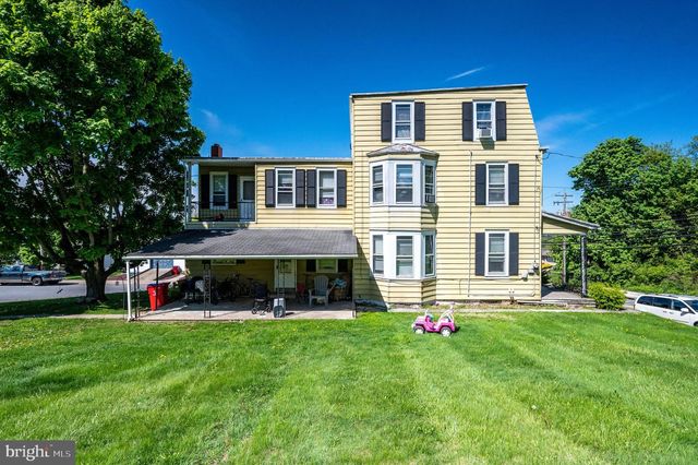 500 WINDSOR ST, Hamburg, PA 19526