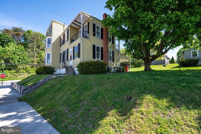 500 WINDSOR ST, Hamburg, PA 19526