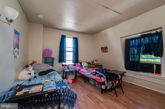 500 WINDSOR ST, Hamburg, PA 19526