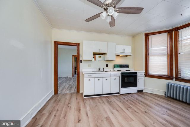 500 WINDSOR ST, Hamburg, PA 19526