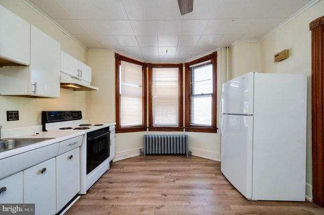 500 WINDSOR ST, Hamburg, PA 19526