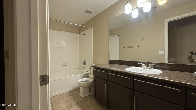 5345 E VAN BUREN Street 111, Phoenix, AZ 85008