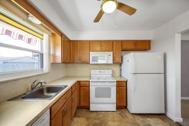 31036 Palomino Avenue, Warren, MI 48093