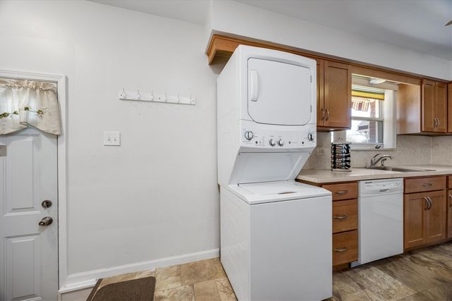 31036 Palomino Avenue, Warren, MI 48093