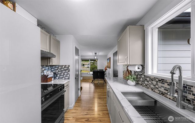 6108 Juno Place, Ferndale, WA 98248