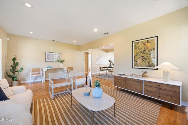 3033 Glen Avenue, Altadena, CA 91001