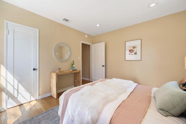 3033 Glen Avenue, Altadena, CA 91001