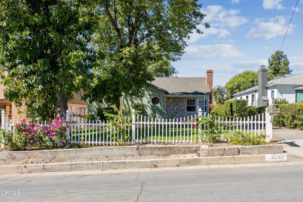 3033 Glen Avenue, Altadena, CA 91001 — photo 3