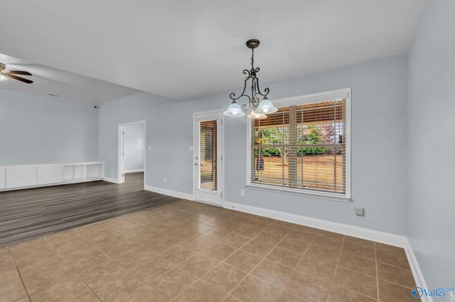 142 Harbor Glen Drive SW, Madison, AL 35756