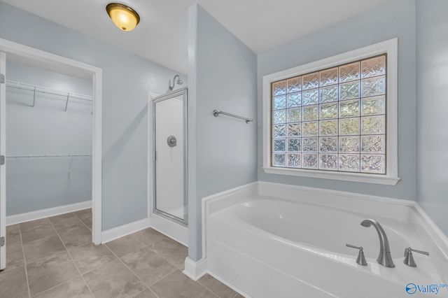 142 Harbor Glen Drive SW, Madison, AL 35756