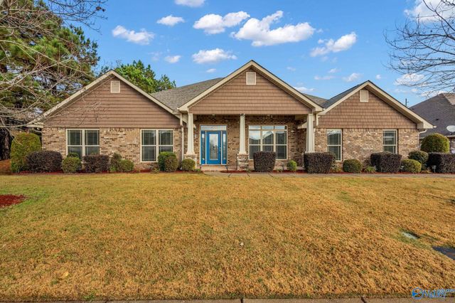 142 Harbor Glen Drive SW, Madison, AL 35756