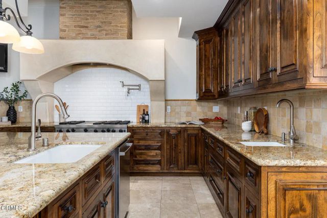 2217 Crescent Drive, Altadena, CA 91001