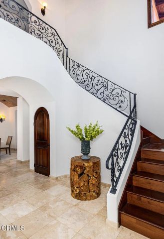 2217 Crescent Drive, Altadena, CA 91001