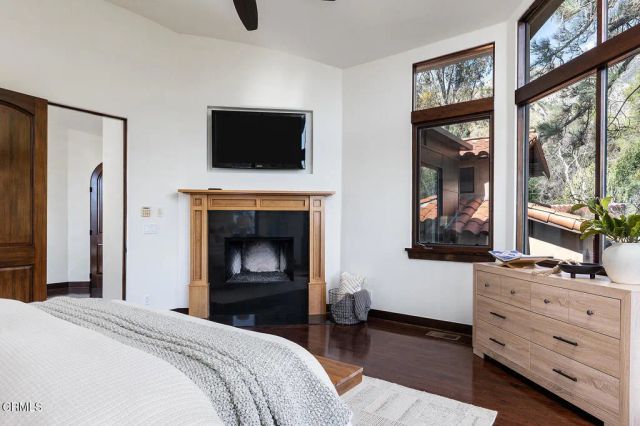 2217 Crescent Drive, Altadena, CA 91001