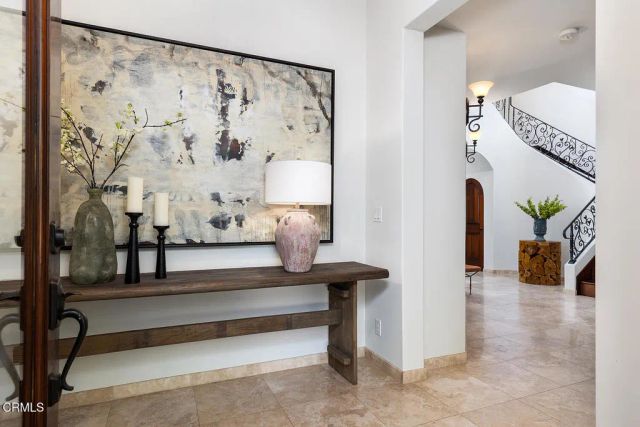 2217 Crescent Drive, Altadena, CA 91001