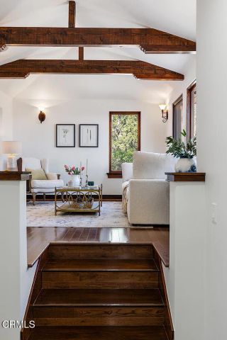 2217 Crescent Drive, Altadena, CA 91001