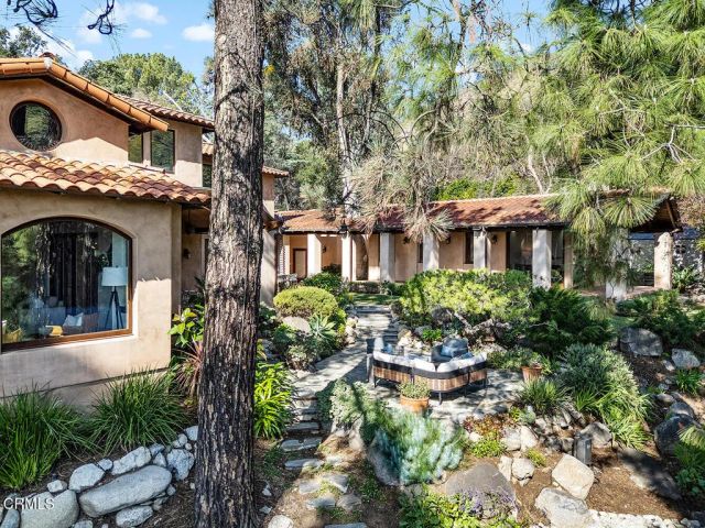 2217 Crescent Drive, Altadena, CA 91001