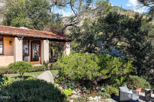 2217 Crescent Drive, Altadena, CA 91001