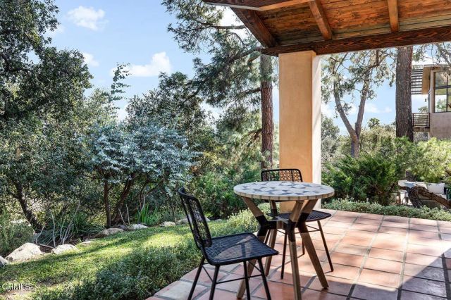 2217 Crescent Drive, Altadena, CA 91001