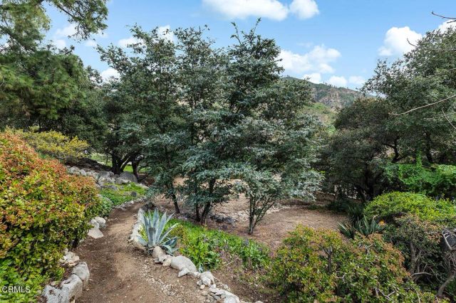 2217 Crescent Drive, Altadena, CA 91001