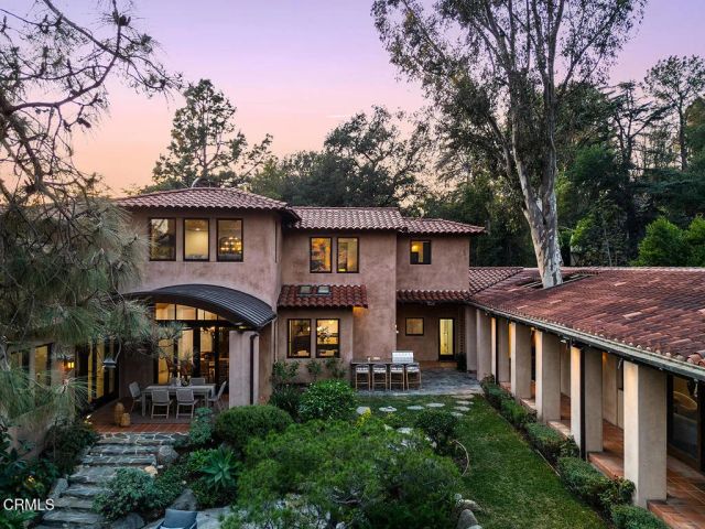 2217 Crescent Drive, Altadena, CA 91001