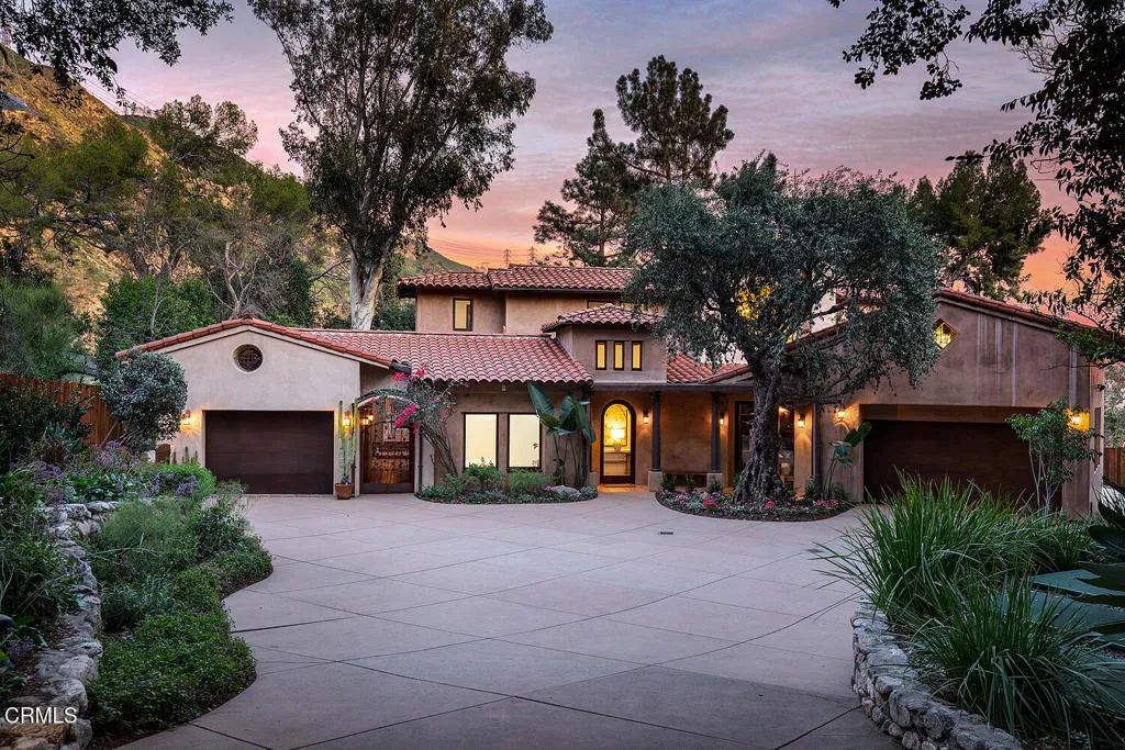 2217 Crescent Drive, Altadena, CA 91001