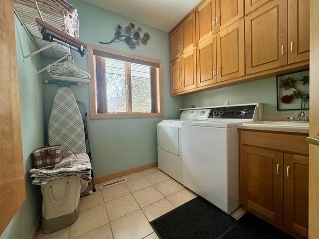 3161 Blackheath Drive, Saint Cloud, MN 56301