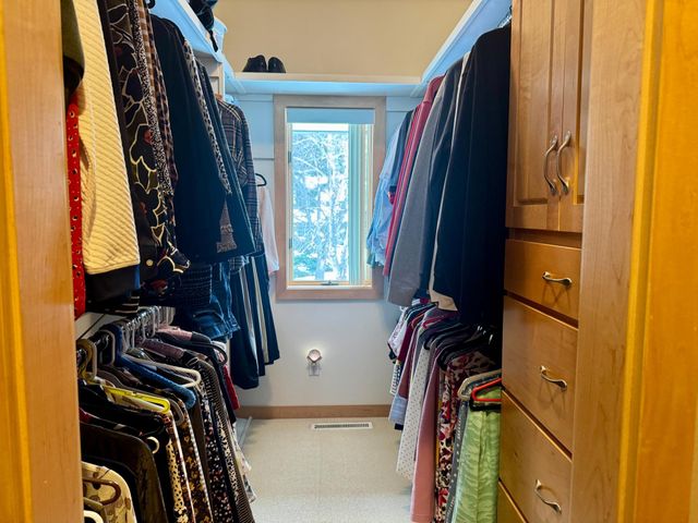 3161 Blackheath Drive, Saint Cloud, MN 56301