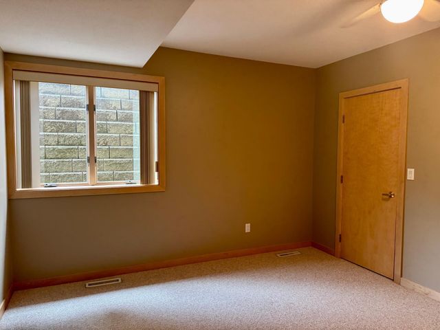 3161 Blackheath Drive, Saint Cloud, MN 56301