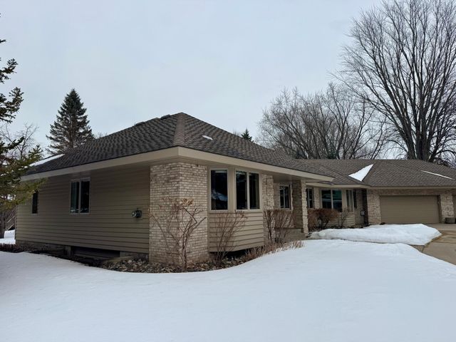 3161 Blackheath Drive, Saint Cloud, MN 56301