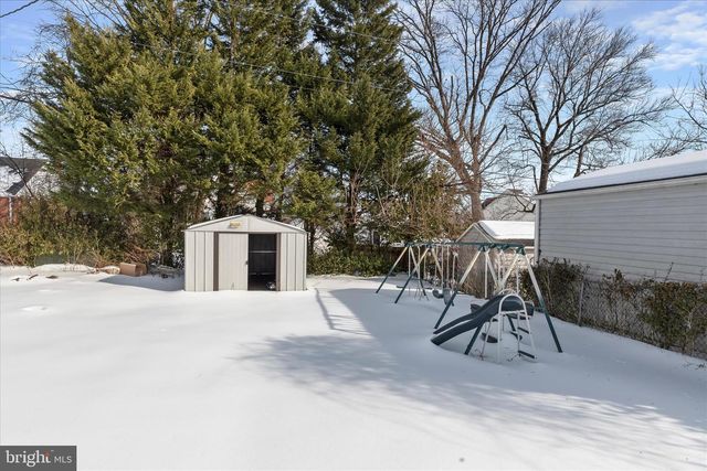 8215 BON AIR RD, Baltimore, MD 21234